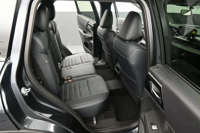 New 2026 Gray Nissan SL image 15
