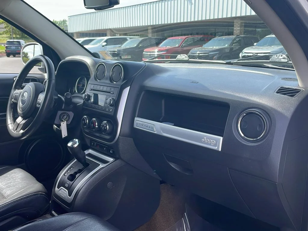 2014 Jeep Compass Latitude - Photo 18