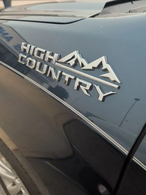 Used 2019 Blue Chevrolet High Country image 8