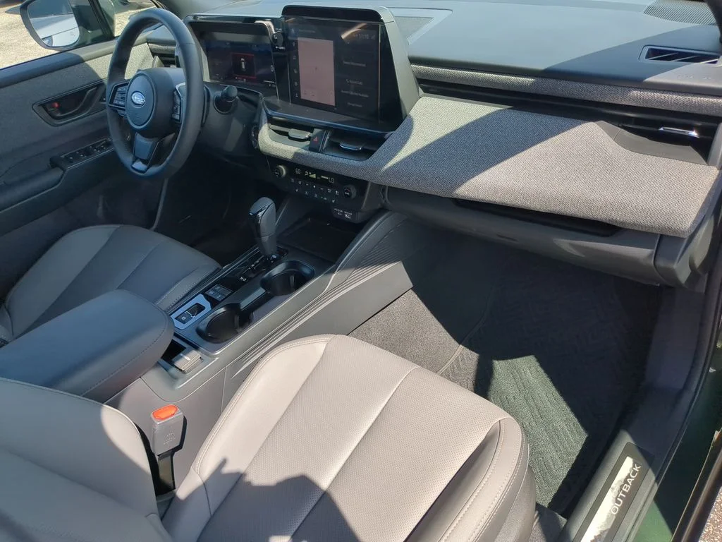 2026 Subaru Outback Limited - Photo 11