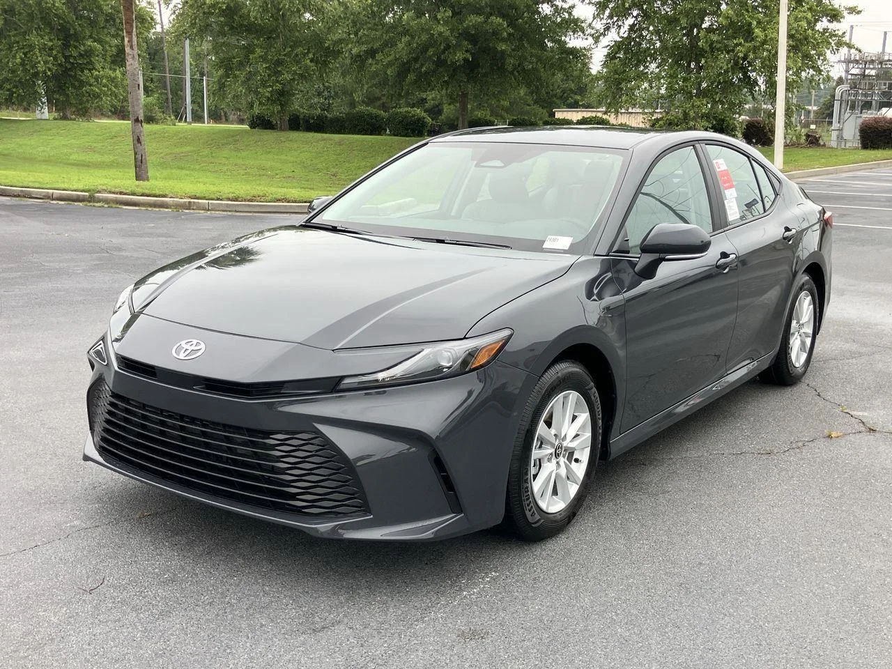 New 2026 Underground Toyota LE image 1