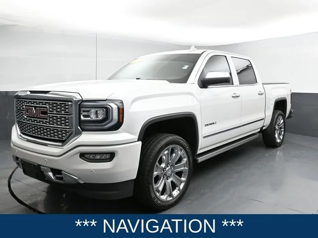 Used 2018 White GMC Denali image 4