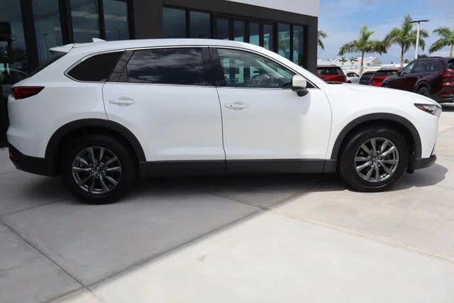 Used 2021 Snowflake White Pearl Mazda Touring image 2