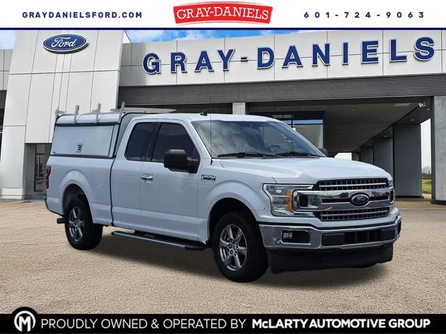 Used 2020 Oxford White Ford XLT image 1