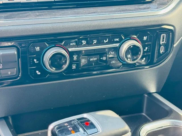2023 Chevrolet Silverado 1500 LTZ - Photo 18