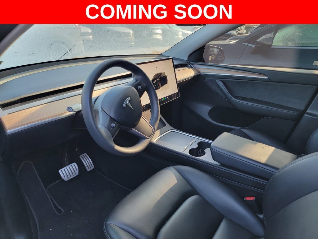Used 2023  Tesla Performance image 3
