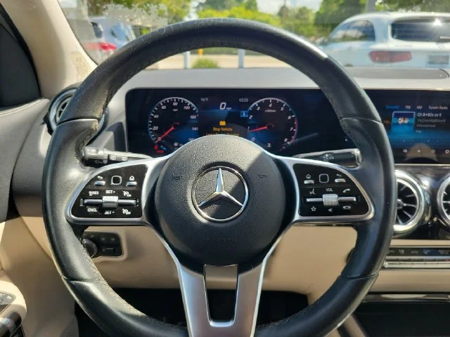 Used 2022  Mercedes-Benz GLA 250 image 20