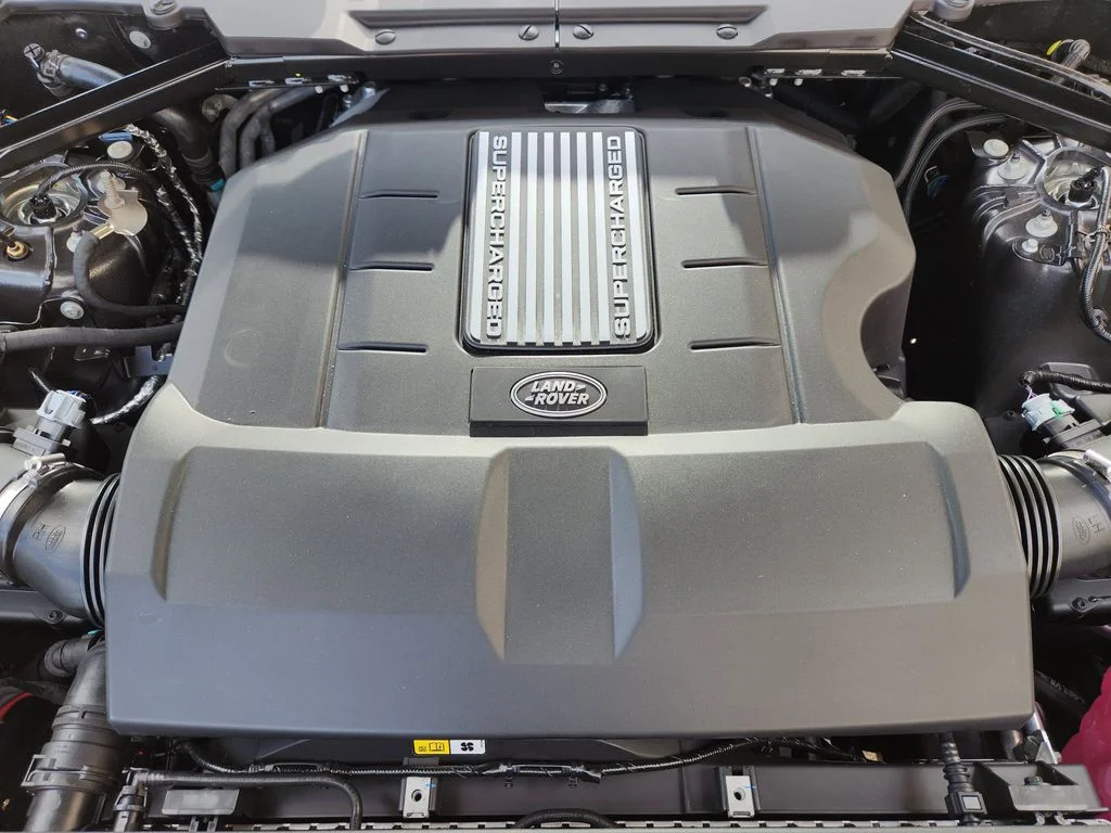 2025 Land Rover Defender V8 - Photo 22