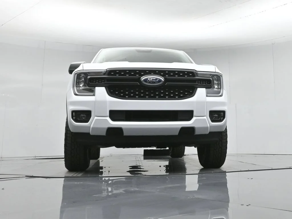 New 2026 Oxford White Ford XL image 40