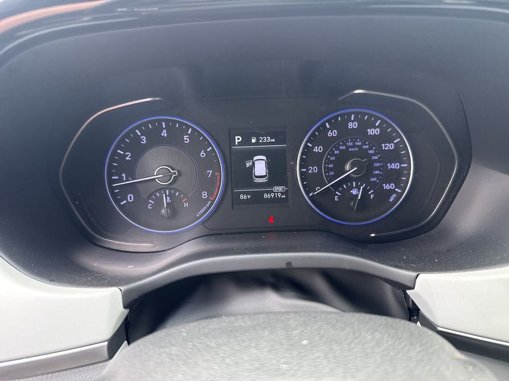 Used 2020 Hyper White Hyundai SE image 35