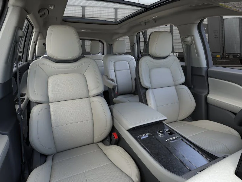 New 2026 Infinite Black Metallic Clearcoat Lincoln Reserve® image 11