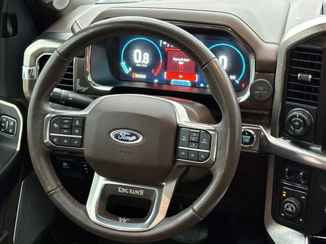 Used 2021  Ford King Ranch image 13