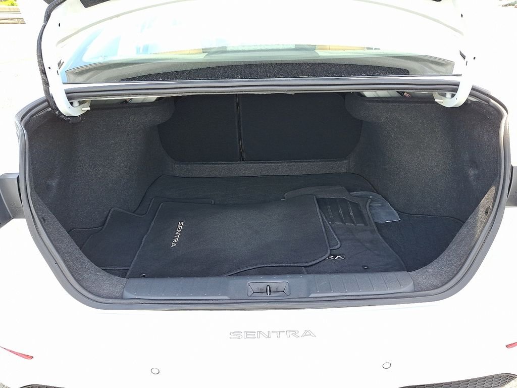 Used 2024 White Nissan SV image 29