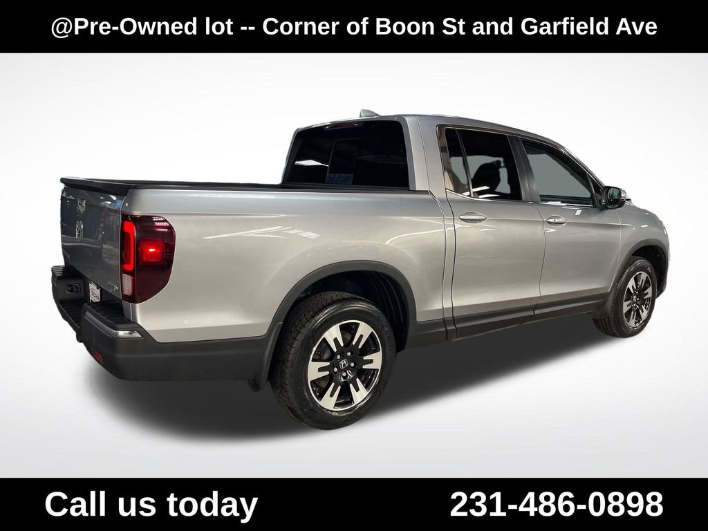 Used 2020  Honda RTL image 5