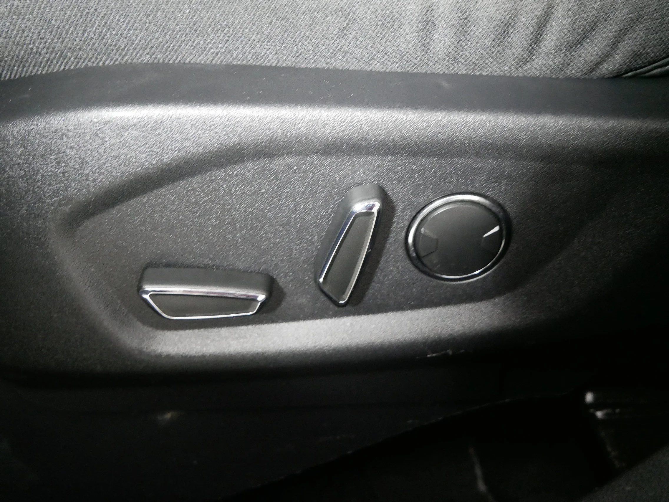 Used 2017 Blue Jeans Metallic Ford XLT image 20