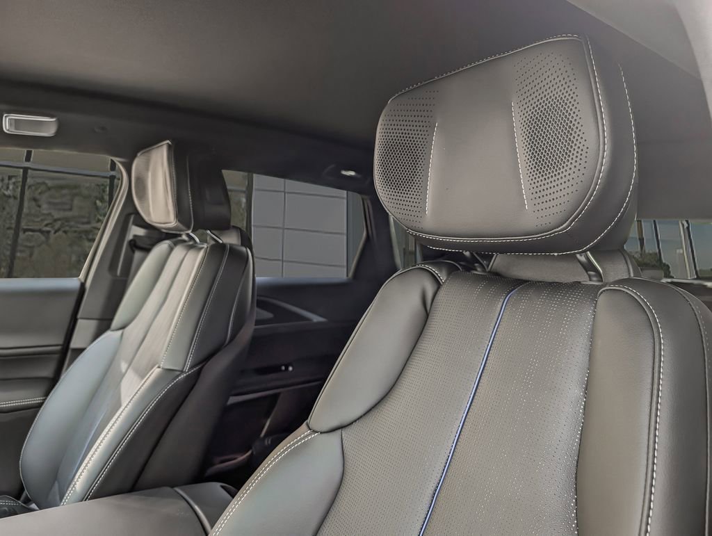 2026 Cadillac LYRIQ Premium Sport - Photo 8
