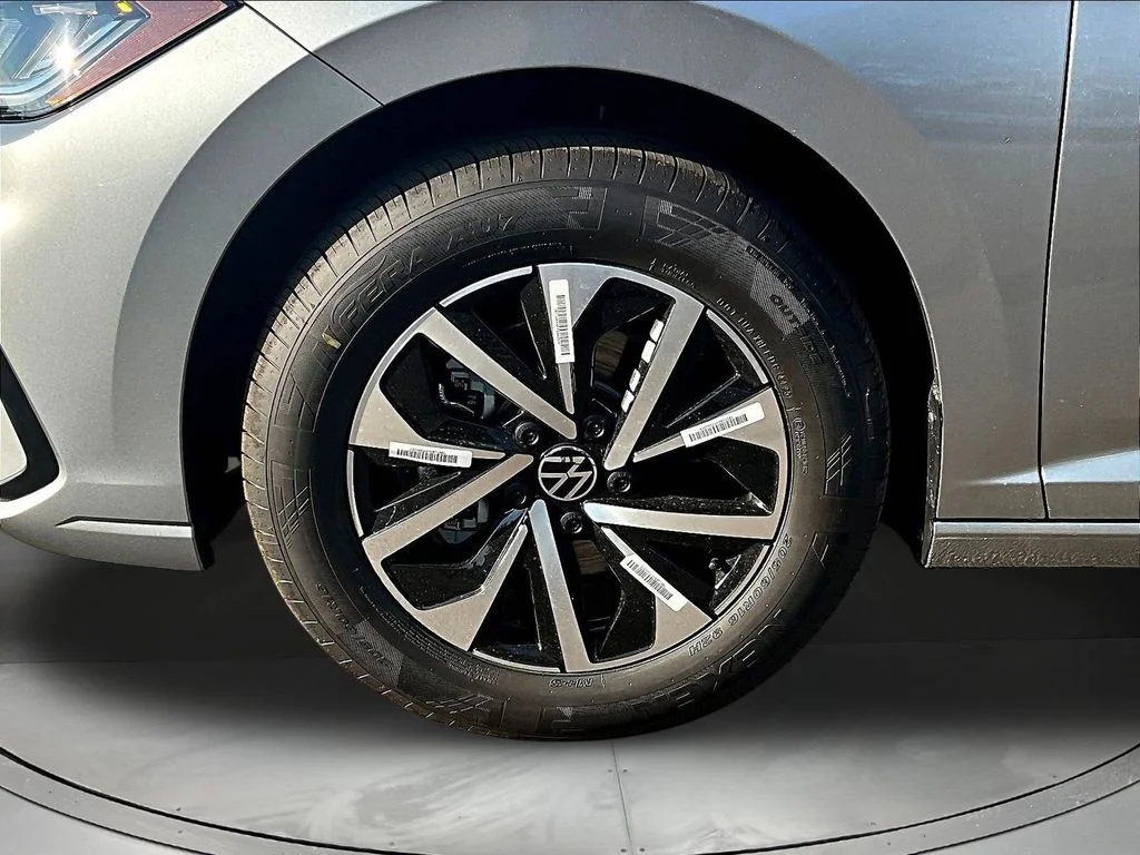 New 2026 Silver Volkswagen 1.5T S image 13