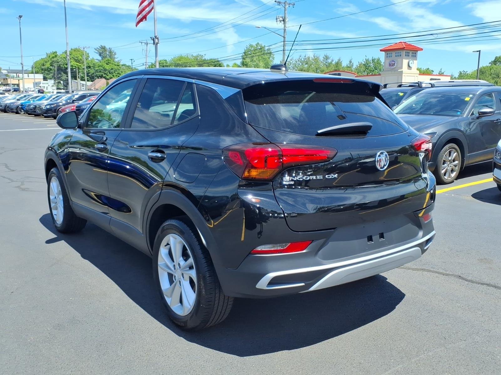 Used 2021 Ebony Twilight Metallic Buick Preferred image 8