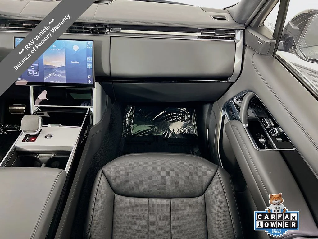 Used 2024 Carpathian Gray Premium Metallic Land Rover SE image 25