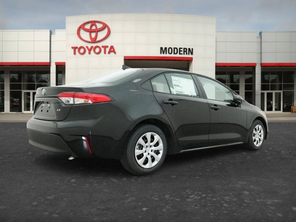 New 2026 Midnight Black Met Toyota LE image 17