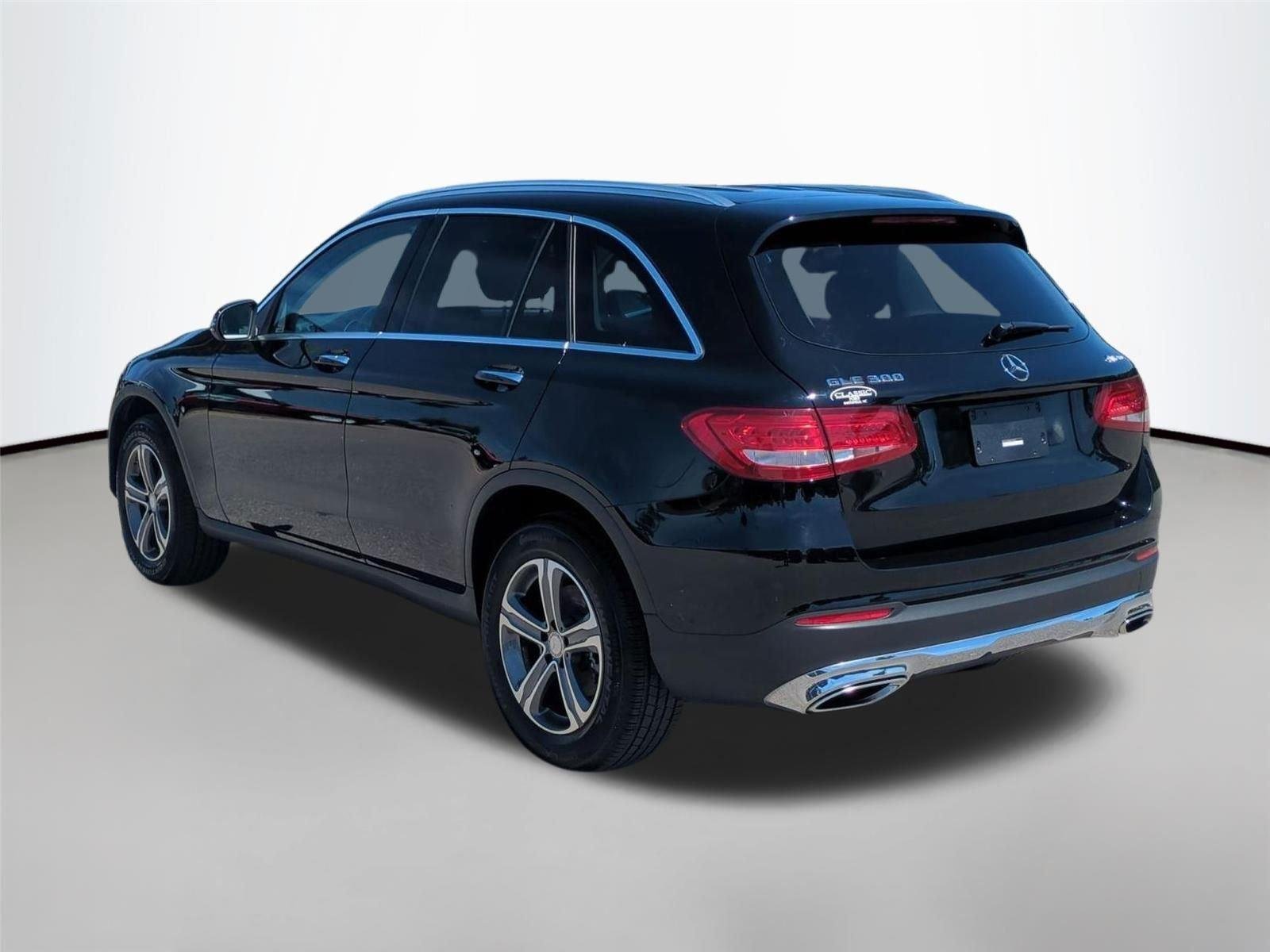 Used 2017 Black Mercedes-Benz GLC 300 image 3