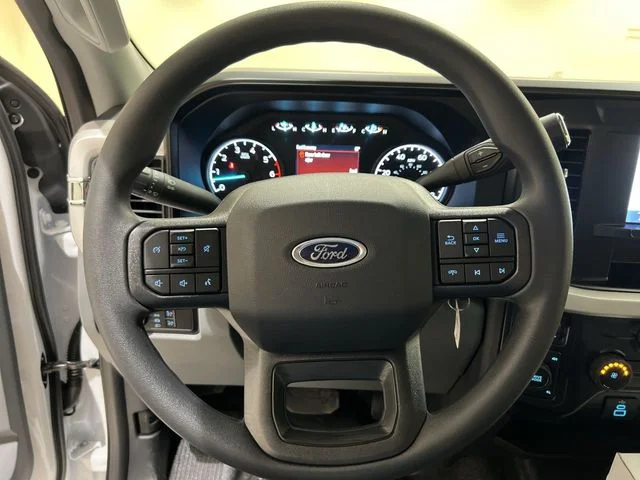 New 2026 Oxford White Ford F-250® XL image 10