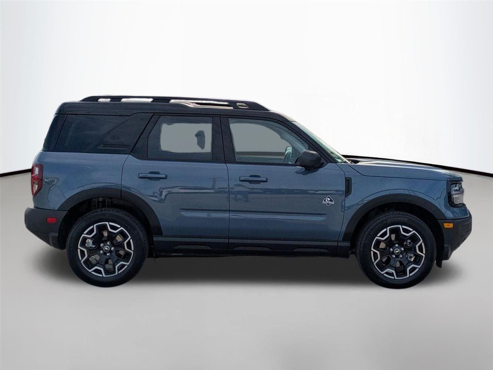 New 2025 Azure Gray Metallic Tri-Coat Ford Outer Banks® image 7