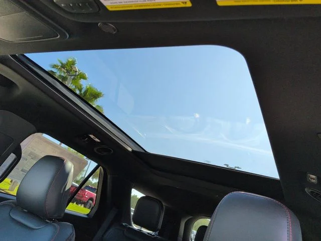 New 2026 Space White Metallic Ford ST-Line image 20
