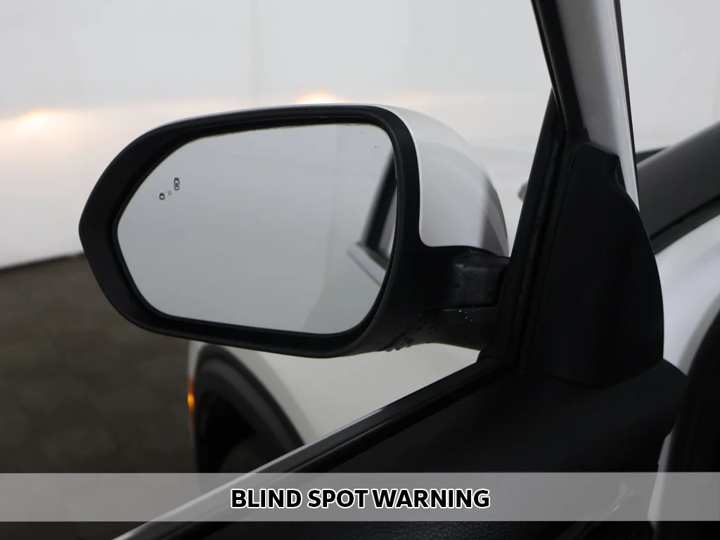 Used 2021 White Kia EX image 6