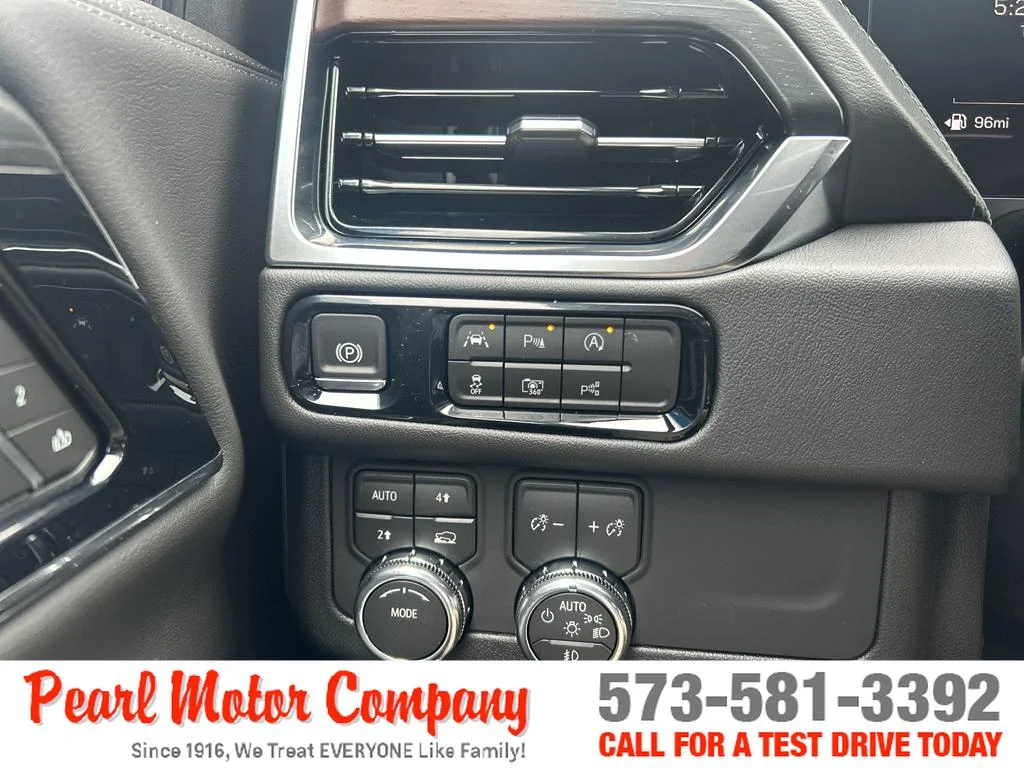 2026 GMC Yukon Denali - Photo 14