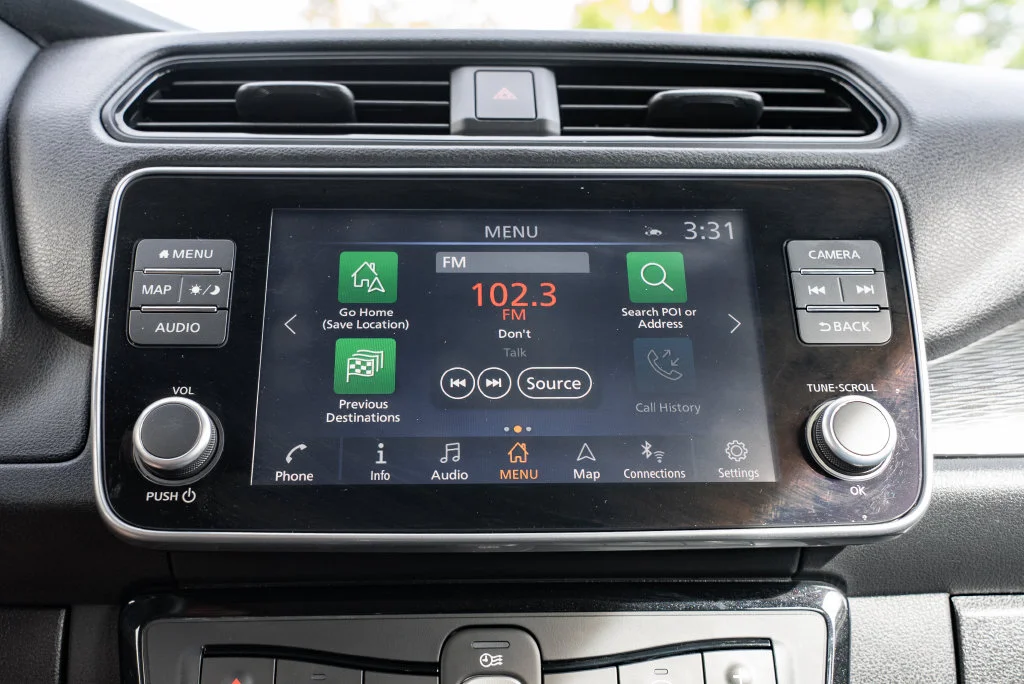 Used 2025 Gray Nissan SV Plus image 16