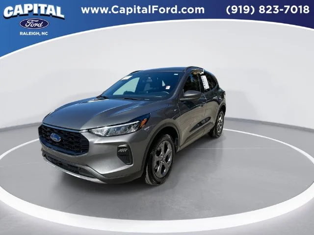 Used 2025 Gray Ford ST-Line image 4