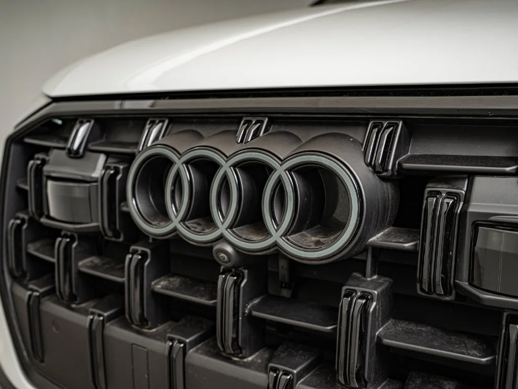 Used 2025 Glacier White Metallic Audi 55 Premium Plus image 13
