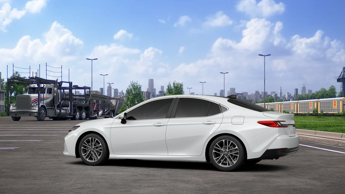 New 2026 Wind Chill Pearl Toyota XLE image 5