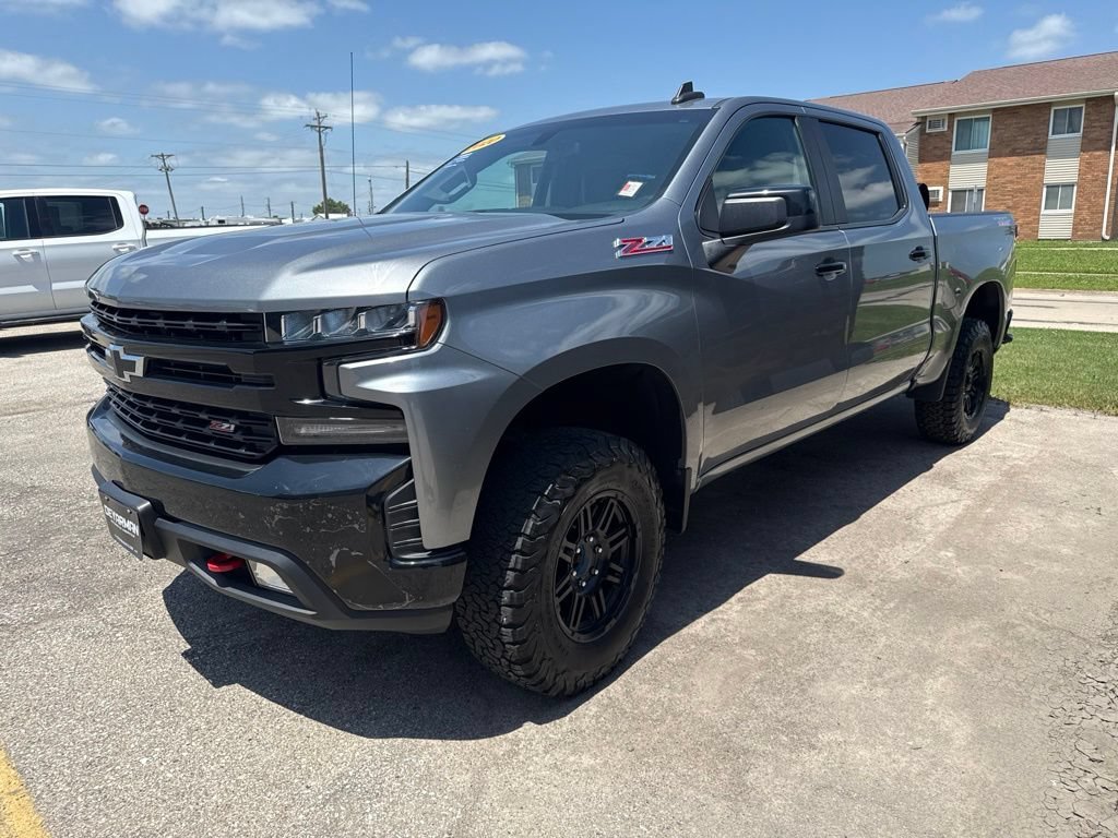 Used 2020 SATIN STEEL METALLIC Chevrolet LT Trail Boss image 2