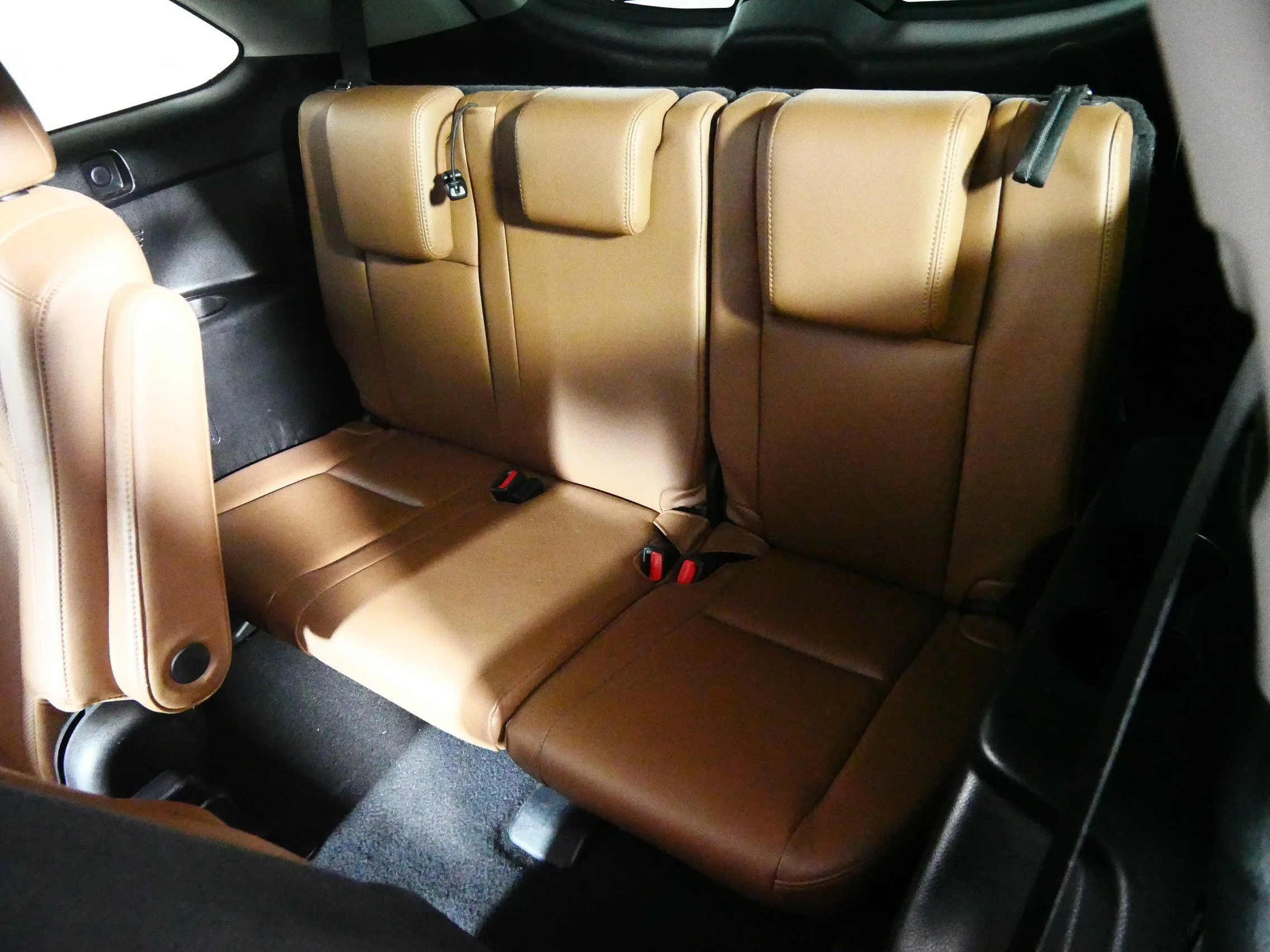 Used 2017 Midnight Black Metallic Toyota Limited image 33