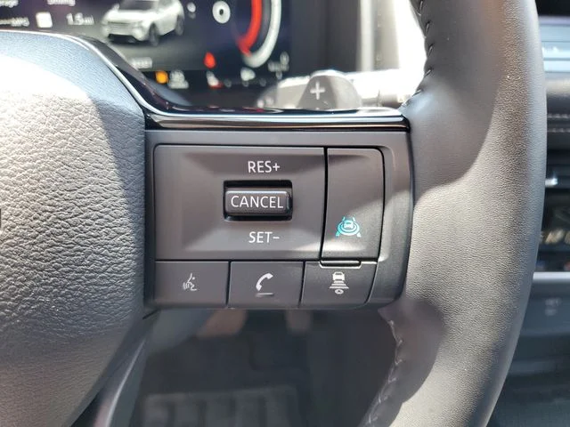 Certified Used 2025 Gold Nissan SL image 21