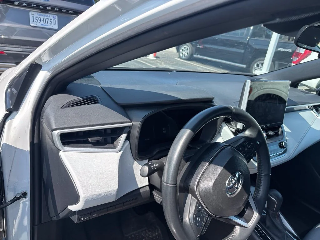 Used 2025 White Toyota FX image 13