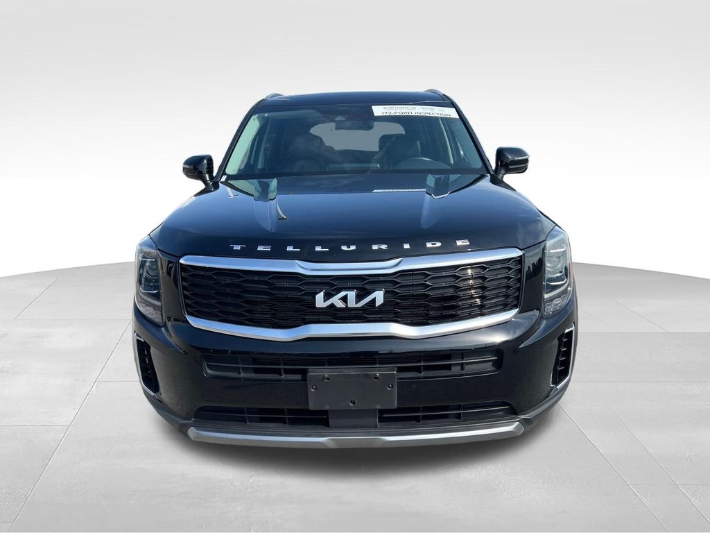 Used 2022 Black Kia S image 8