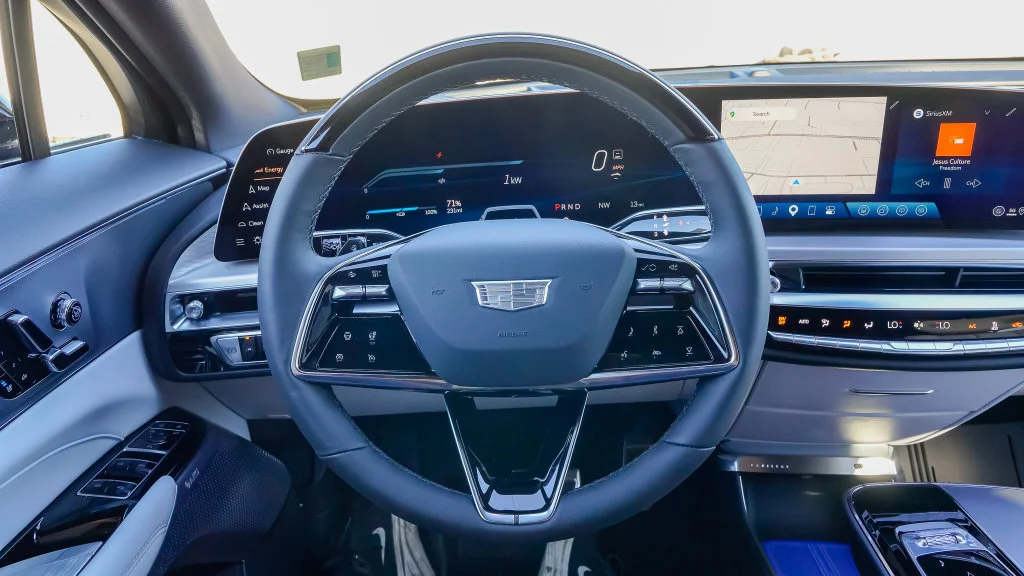 2027 Cadillac LYRIQ Premium Luxury - Photo 15