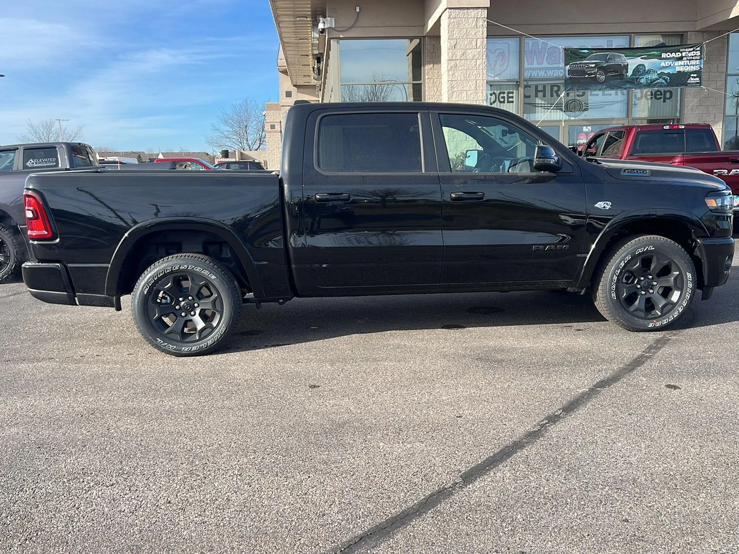 New 2026 Diamond Black Crystal Pearl-Coat Exterior Paint RAM Big Horn image 9