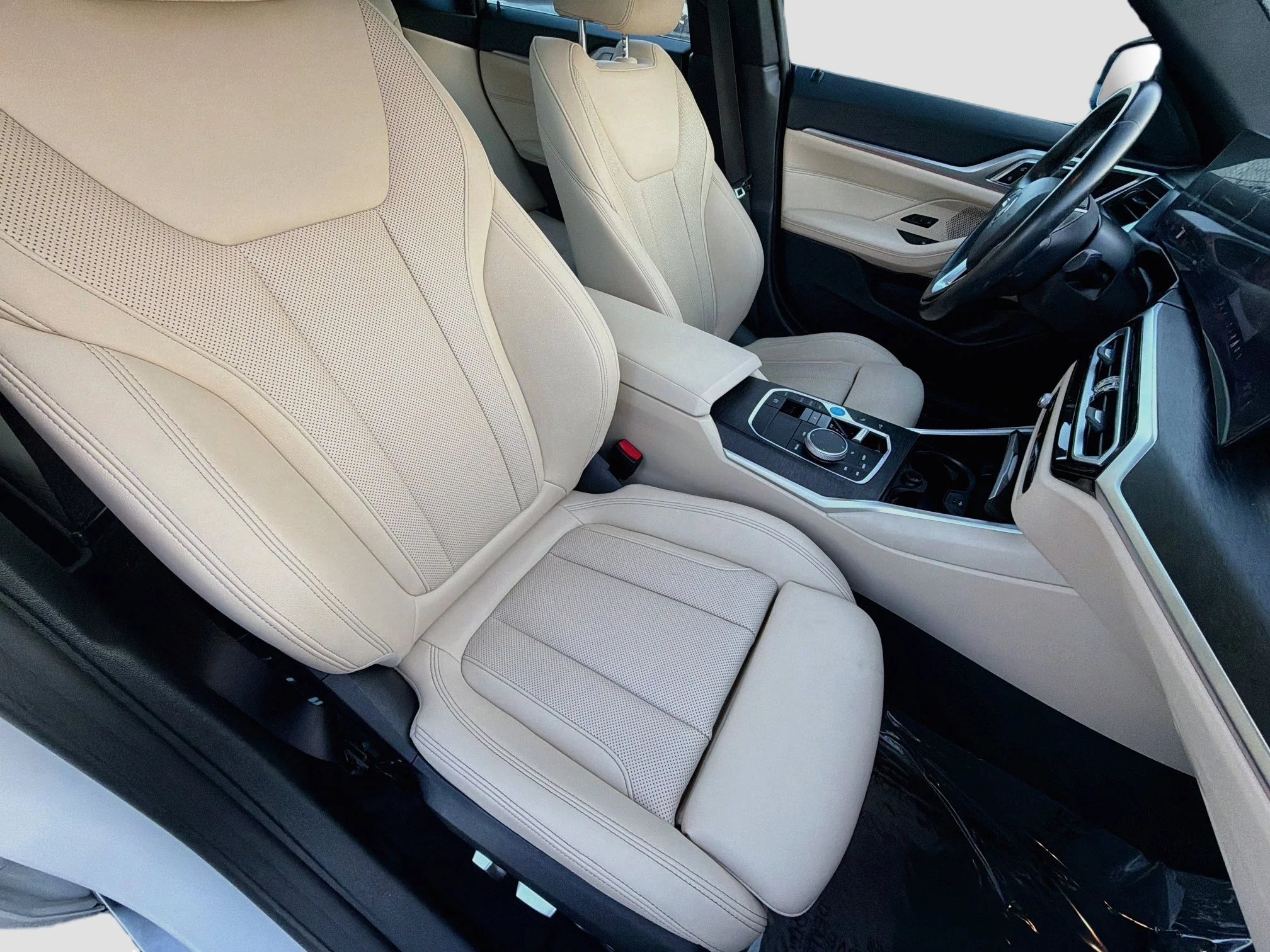 Used 2024 Alpine White BMW eDrive35 image 14