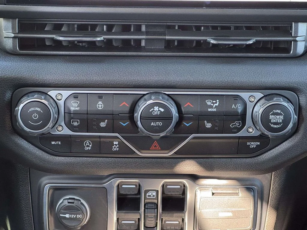 2025 Jeep Wrangler 4-Door Sport S - Photo 19