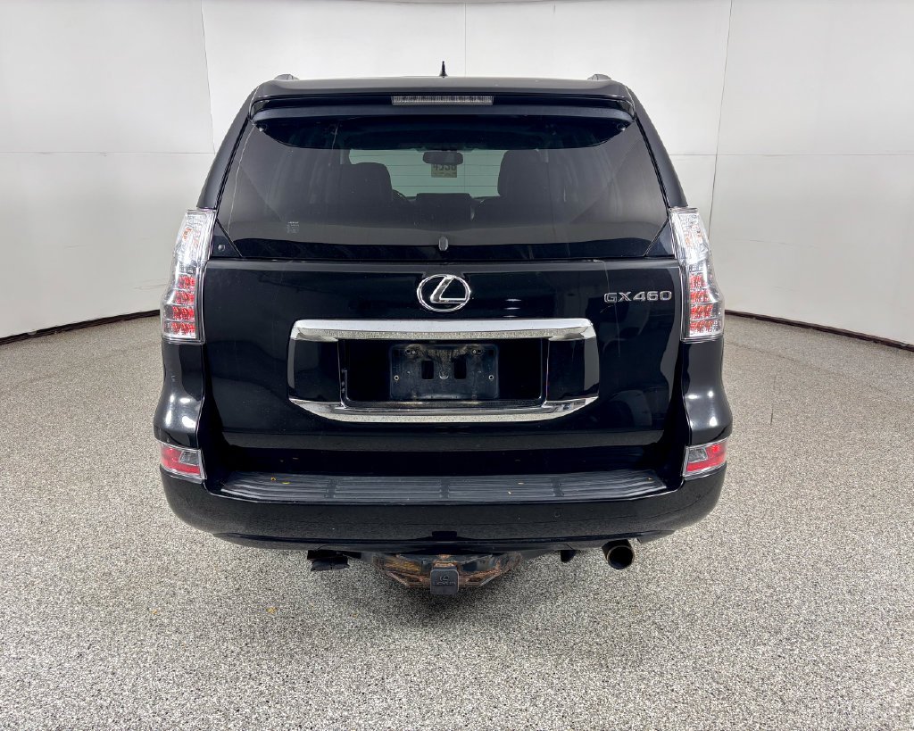 Used 2016 Black Lexus 460 Luxury image 7