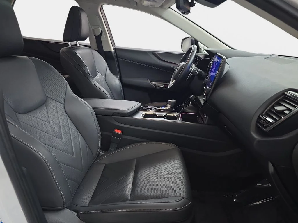 Used 2022 White Lexus 450h+ Luxury image 10