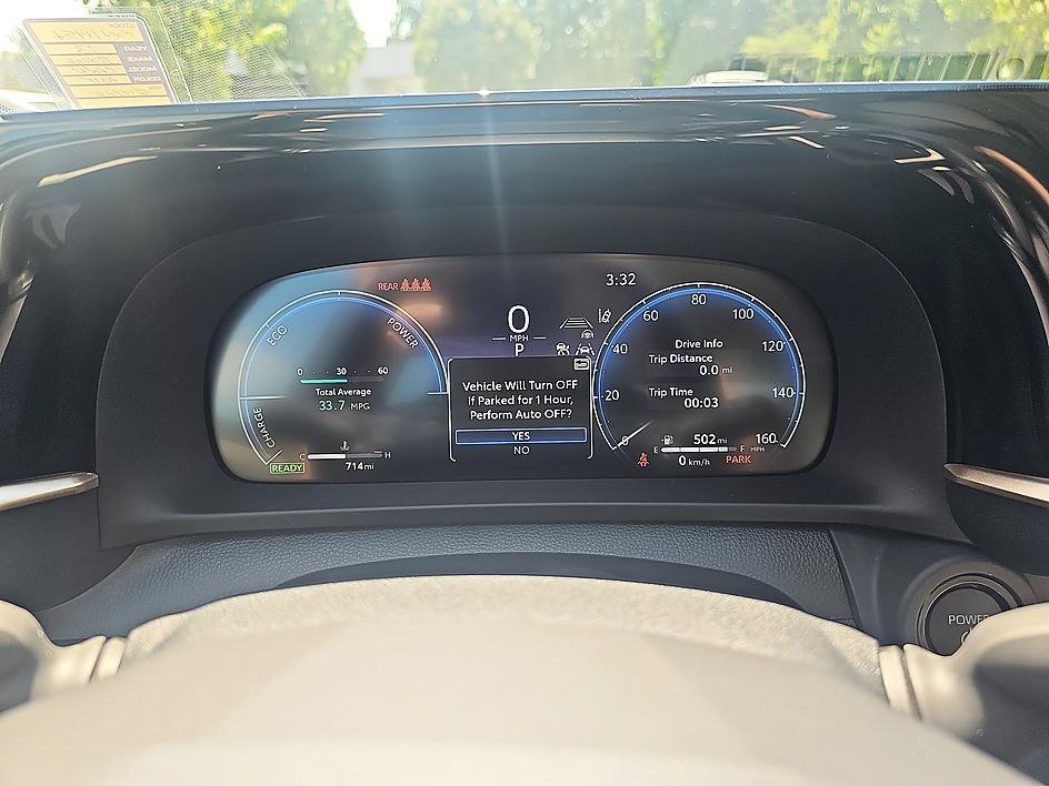 Used 2023 Oxygen White Toyota Limited image 19