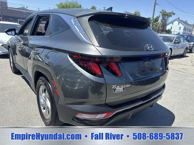 2022 Hyundai Tucson SE - Photo 8