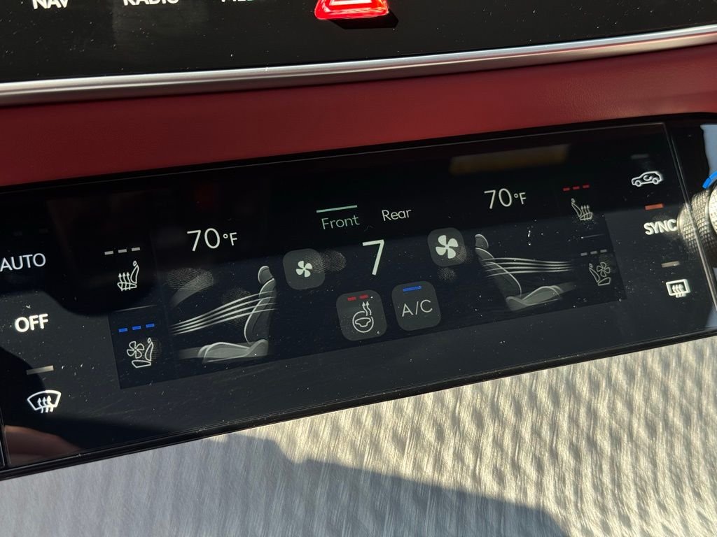 2026 GENESIS GV70 Sport Prestige - Photo 38