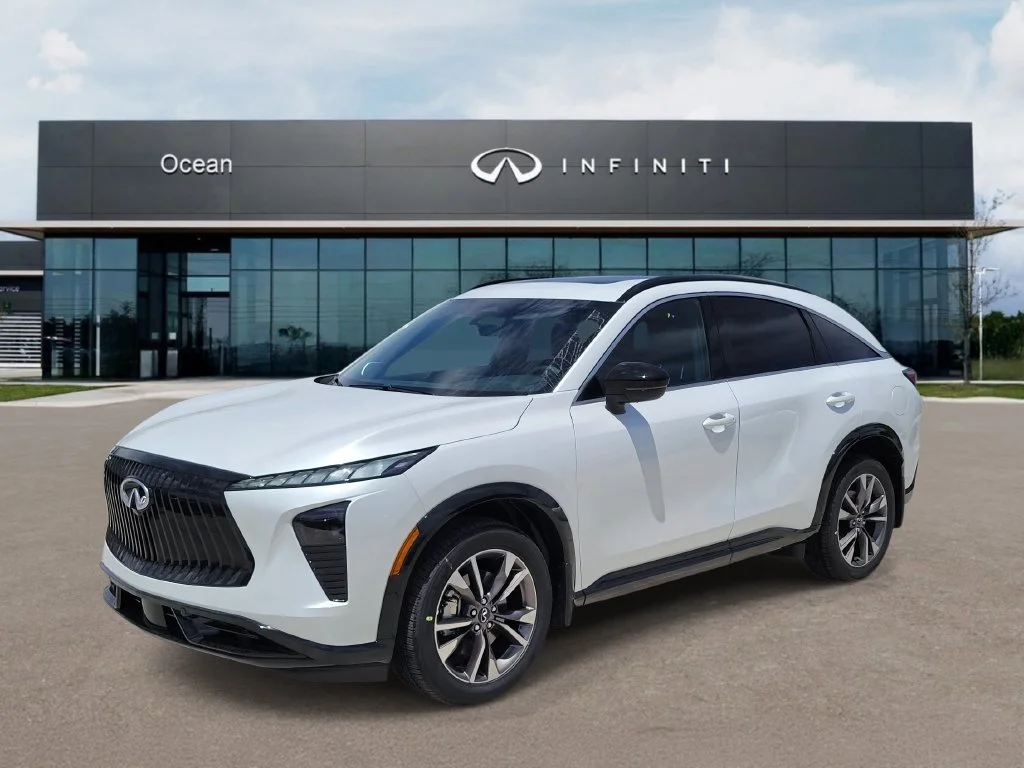 New 2027 RADIANT WHITE INFINITI Luxe AWD image 1