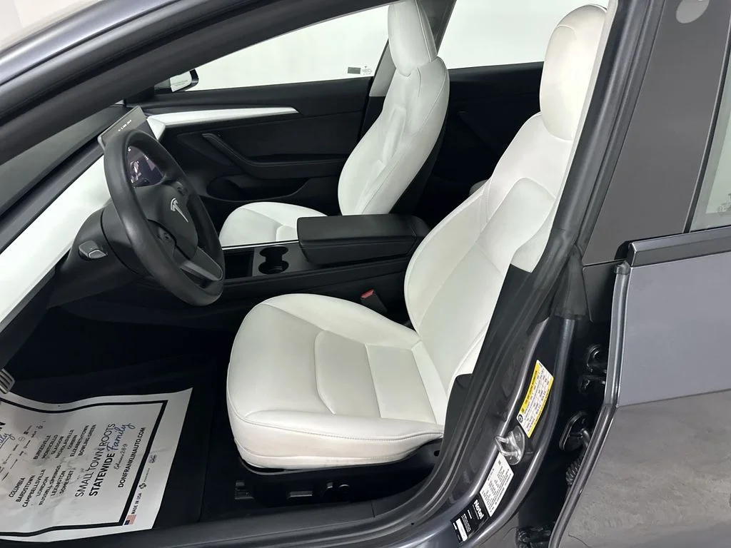 Used 2021  Tesla Performance image 15